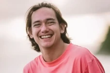 8 Bintang Film Indonesia...
