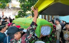 Abdul Rozak Rais Dimakamkan...