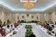 Wapres Kumpulkan Menteri...
