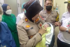 Hamil di Luar Nikah,...