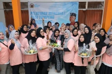 Tumbuhkan UMKM, Mak...