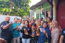 Kenalkan Caleg DPRD...
