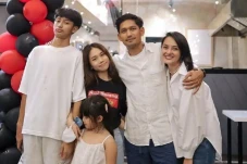 7 Artis Berstatus Ayah...