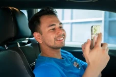 Raffi Ahmad Jual Jet...
