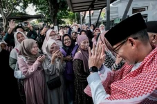 Ziarah ke Makam Sunan...