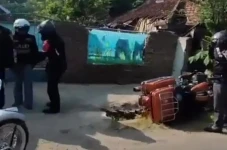 Kecelakaan Lalin di...
