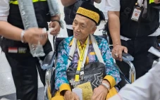Mbah Harun Diiringi...