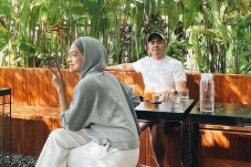 Ayudia Bing Slamet dan...