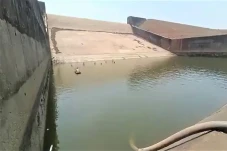 Keterlaluan, Pejabat...