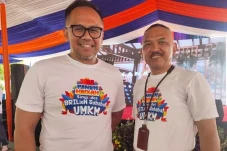 Perkembangan Teknologi...