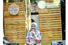 Hadiri Pasar Leuweung,...