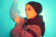 Rilis Single Berselang,...