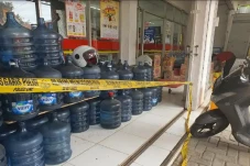 Komplotan Rampok Minimarket...
