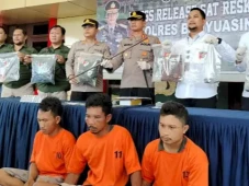 3 Pelaku Pembunuhan...
