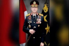 Sidang Etik Teddy Minahasa...