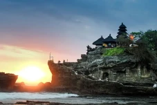 8 Destinasi Wisata untuk...
