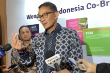 Sandiaga Akan Buat Tanda...
