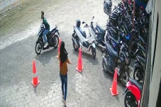 Urus Dokumen Kependudukan,...