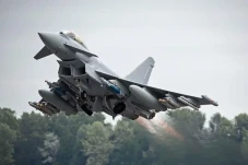 Tak Punya F-16, Ukraina...