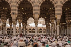 Masjid Nabawi Dikunjungi...