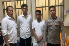 Polisi Tangkap Preman...
