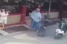 Polisi Tangkap Penjambret...