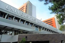 Calon Mahasiswa, Intip...