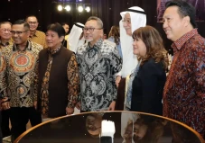 Tingkatkan Hubungan...