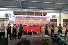 Polres Sampang Bekuk...
