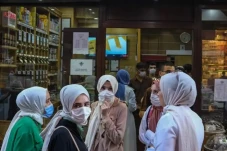 Ketika Jilbab Dianggap...