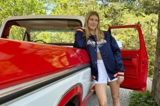 Eugenie Bouchard Nyender...