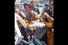 Diduga Mau Culik Anak,...