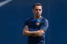 Dilema Barcelona, Banyak...
