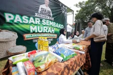 Pasar Murah, Warga Tangsel...