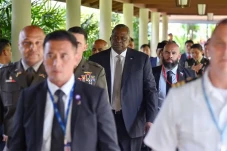 Kepala Pentagon Berbincang...