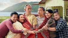 SOROT: Film Berlatar...