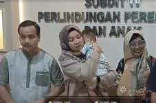 Bayi Laki-laki Ditemukan...