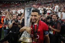Kapten Sevilla Jesus...