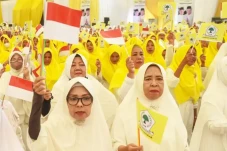 Golkar Tegas Menolak...