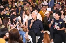 Keseruan Generasi Z...