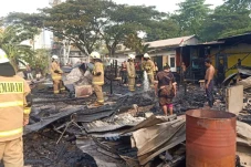Akibat Bakar Sampah,...