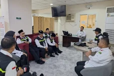 Bimbing Jemaah Haji,...