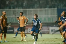 Persib Umumkan Daisuke...