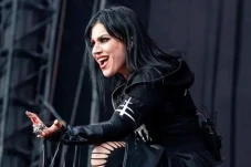 Vokalis Lacuna Coil...