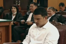 Penampakan Shane Lukas...