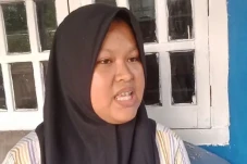 Disentil Mahfud MD,...