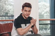 Usai Cerai dengan Dhena...