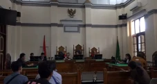 Jadi Kurir Sabu 75 Kg,...
