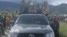 Konflik Lahan Suku Mee...
