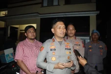 Pelaku Perdagangan Orang...